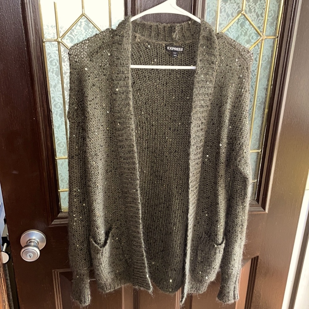 Women’s cardigan sweater
